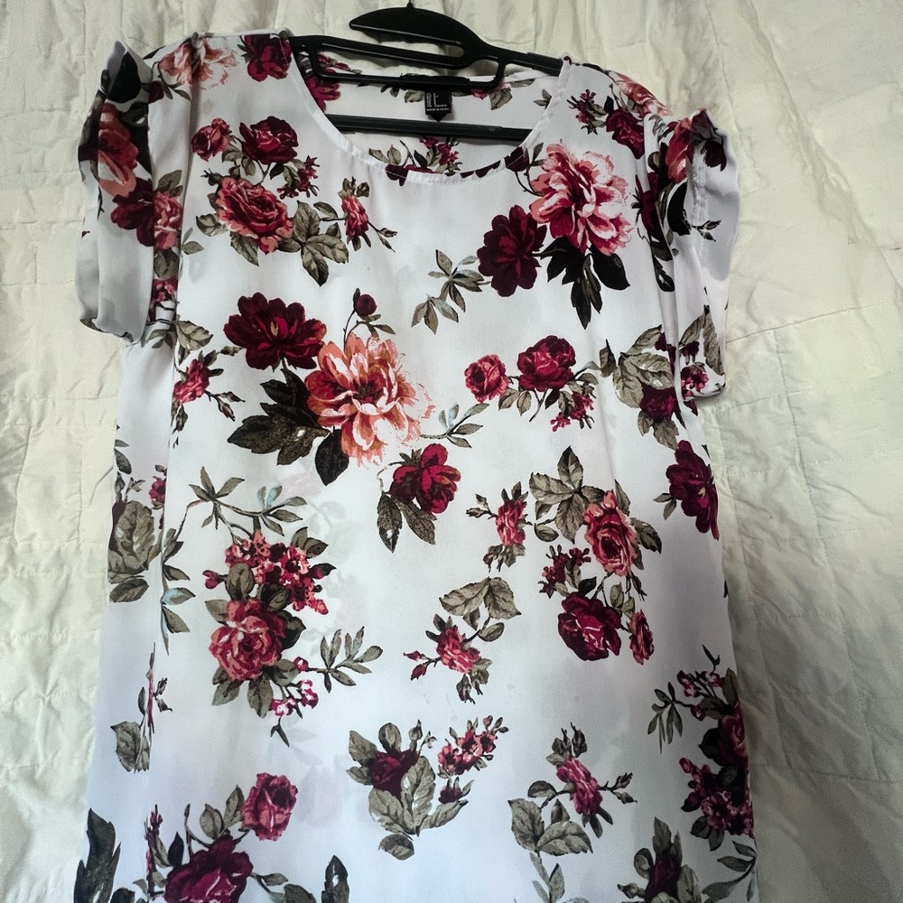 Blouse flowered